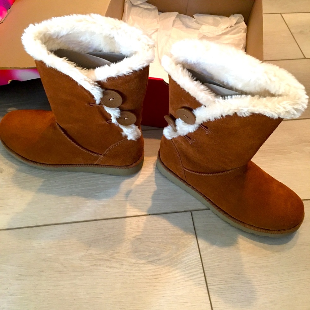 Brand new fur boots genuine suede